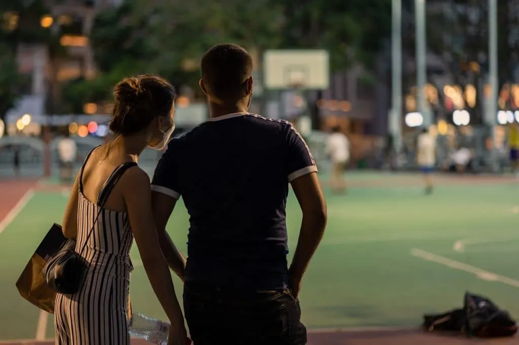 découvrez le concept innovant du job dating, un événement unique où recruteurs et candidats se rencontrent en face-à-face pour échanger et établir des connexions professionnelles dans un cadre convivial. boostez votre carrière ou trouvez le talent idéal lors de ces rencontres express.