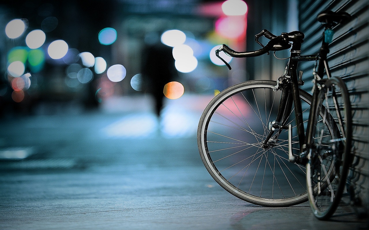 découvrez des opportunités de carrière passionnantes dans le secteur du vélo. explorez des emplois variés allant de la vente de vélos, au service de réparation, en passant par la conception et l'ingénierie. rejoignez la communauté des passionnés de cyclisme et trouvez le travail qui correspond à vos compétences et intérêts.