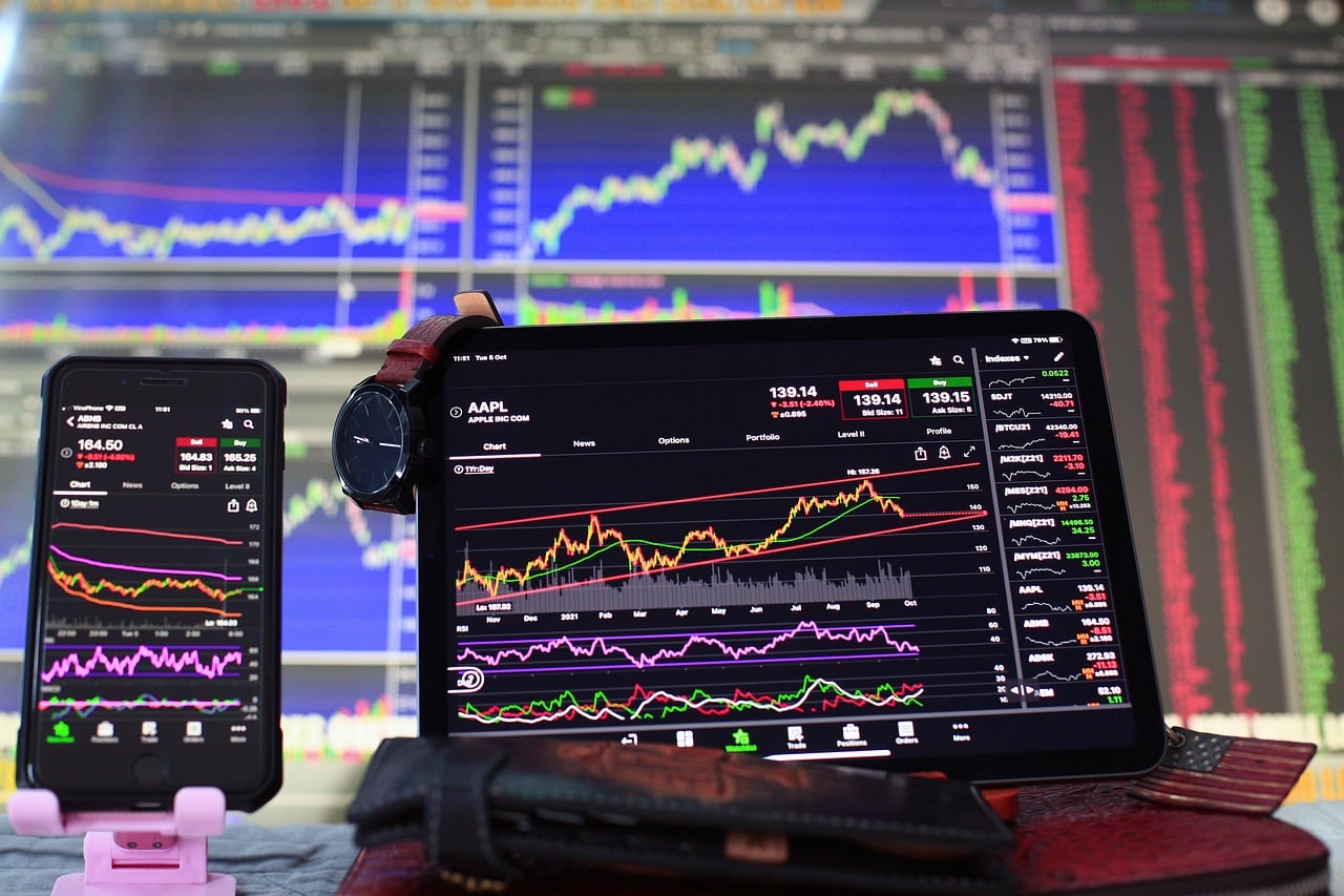Descubra las últimas tendencias y análisis del Nasdaq, uno de los principales índices bursátiles americanos, que reúne a empresas de alta tecnología e innovación. Manténgase informado sobre el desempeño de las acciones, noticias del mercado y oportunidades de inversión.