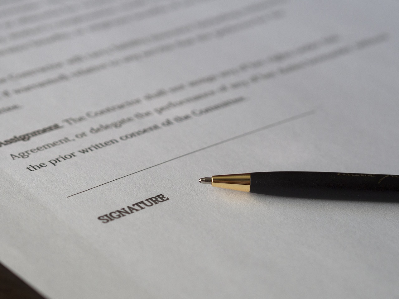 Descubra cómo un contrato de participación juvenil puede fortalecer la participación y el involucramiento de los jóvenes en su comunidad, mientras promueve el desarrollo personal y cívico.
