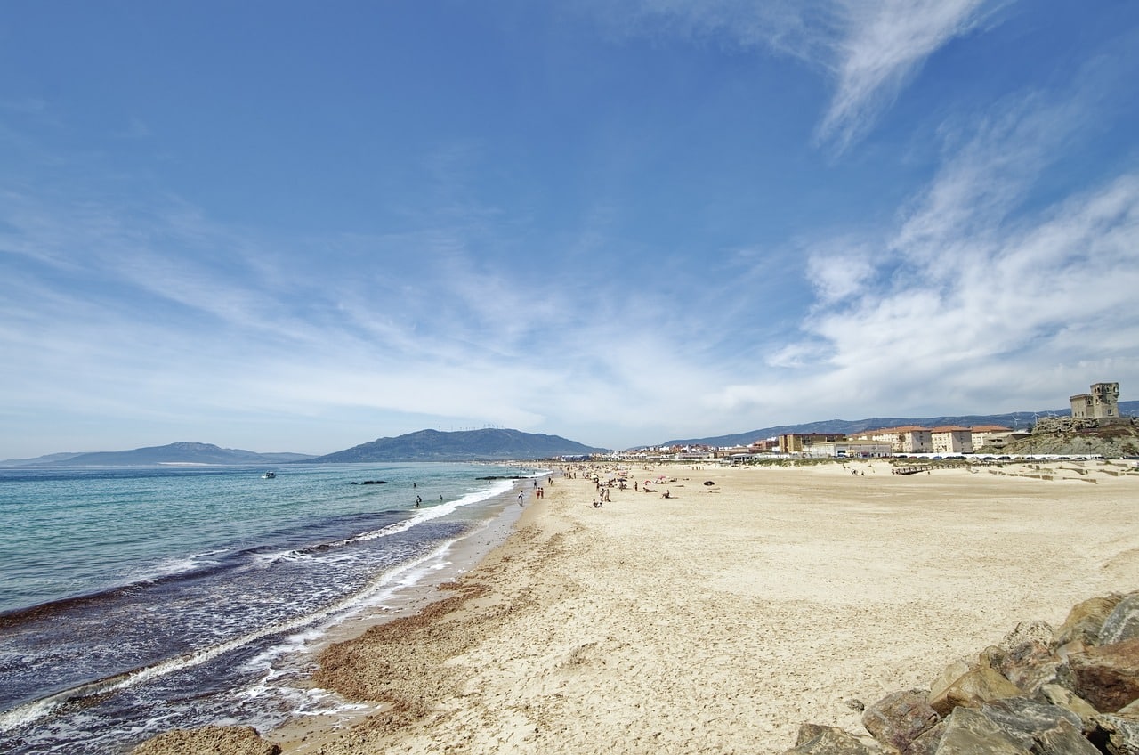 Descubra nuestros precios competitivos y transparentes, adaptados a todas sus necesidades. Compara nuestras ofertas y elige la que más te convenga para beneficiarte de servicios de calidad.